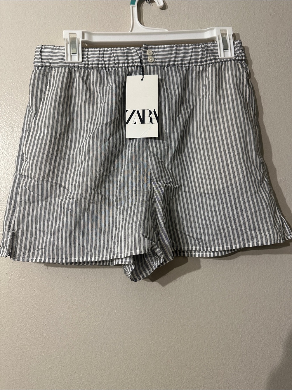 NWT Zara Gray and White Striped Elastic-Waist Bermuda Shorts Sz S